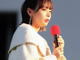 岡田紗佳さん、Mリーグ配信中の失言で謝罪　サクラナイツファンへも波紋広がる