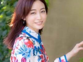 かつて〝番組出演本数1位〟…35歳フリーアナのイメージ激変ショットに「凄いイメチェン」「 何かあったの」「ナイスチェンジです」