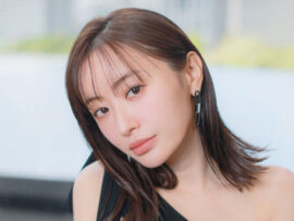 「誰か分からんかった」４０歳・美人女優が“大変身”で登場にネット騒然「びっくり」「この声…」…「土曜はナニする！？」