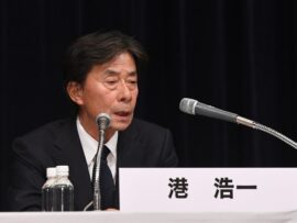 フジ会見紛糾　質疑１問目から大荒れ　質問で文春報道の女性アナの実名→司会者が制止「個人特定につながる」　質問できないと抗議も