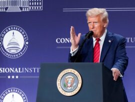 トランプ前大統領、国内回帰へ関税政策を強調！中国AI企業の躍進にも言及