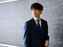 教師ドラマ「御上先生」第2話：衝撃の犯人判明と現代社会への鋭いメッセージ