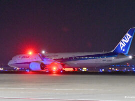 ANA、降下中の揺れでCA骨折　ロサンゼルス行きNH106便