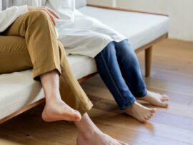 股関節のケアで健康寿命を延ばす！～簡単エクササイズと靴選びの秘訣～