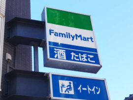 ファミマ、売場面積拡大でセブンに挑む！～コンテナ設置とイートイン縮小の戦略を読み解く～