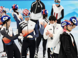 韓国ショートトラック、中国選手から「汚い」と非難される波紋