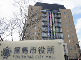 福島市職員、勤務中のTwitter私的利用で停職6ヶ月処分 - 公務への影響と居眠り運転事故も