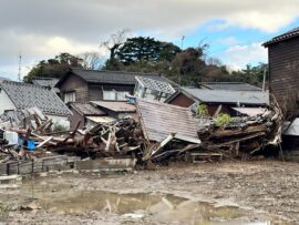 能登半島地震から2年目の冬：復興への道のりは遠く険しくも、希望の灯は消えず
