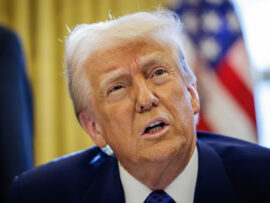 【速報】トランプ前大統領、自動車輸入関税の方針表明で日本経済に激震か？
