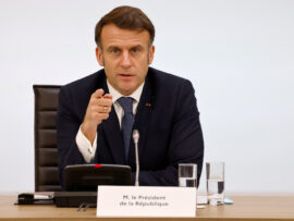 ウクライナ紛争緊急首脳会議：マクロン大統領主導で欧州結束なるか？