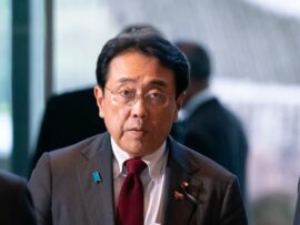 石破茂首相を支える？赤澤経済再生相の「赤澤部屋」の実態とは