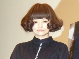 広田レオナ、元夫・吹越満の還暦を粋に祝福！杖姿の２ショットに感動の声