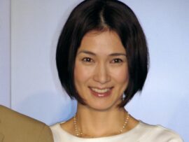 安田成美さんの手編みセーターが「もうプロ」と話題。「センス光ってる」「器用すぎる」と絶賛の声