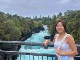 イ・ボミ、ニュージーランドの絶景で夫婦愛を深める！フカ滝での最新ショットにファン歓喜