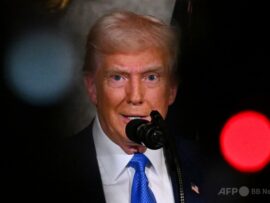 トランプ氏、「バイデン時代」の連邦検事全員の解任指示