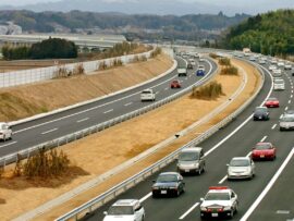 新名神高速道路、三重県内の大雪で通行止め解除