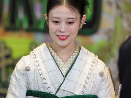 高畑充希、ツイード着物の美しさで「ウィキッド」プレミアに華を添える！結婚後初の公の場で輝く笑顔