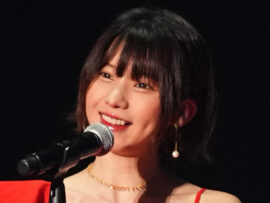 えなこ、ゲーム課金で年間500万円！「放置少女」への投資が仕事につながる成功例