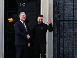 ゼレンスキー大統領訪英、英国から4270億円融資で武器製造へ！