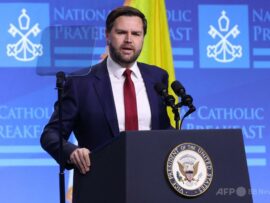 ウクライナ和平維持軍派遣構想：バンス副大統領、発言を釈明　英仏への批判を否定