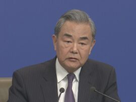 中国、追加関税に猛反発！王毅外相「恩を仇で返した」米中関係の行方は？