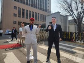 韓国で物議醸した米国人YouTuber、ジョニー・ソマリ被告に初公判：奇行の数々をすべて認める