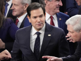 トランプ政権の人員削減めぐりルビオ国務長官とマスク氏激突！人事権はどこに？