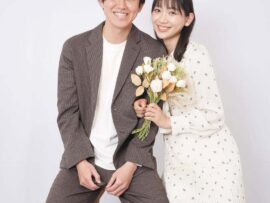 元AKB48小林麻里奈アナ、FBS凱旋！「やーっ！」ポーズで古巣に笑顔