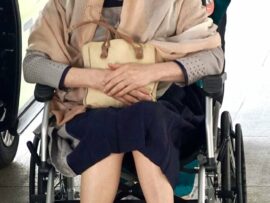 安倍昭恵さん、骨盤骨折で車椅子生活も前向きに国際交流を続ける