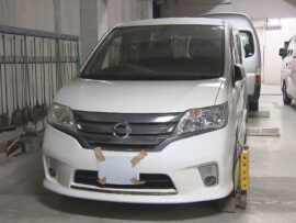 津市で右折車と歩行者の事故、68歳男性が重傷