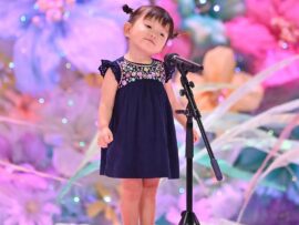 ののちゃん、小学校入学！ピカピカのランドセル姿で笑顔満開