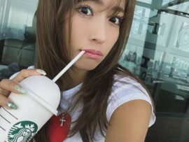 橋本梨菜、過酷なトレーニングで美ボディ進化！「お尻いい感じ」とセルフィー公開