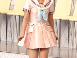 電撃婚発表「あの娘がこんなに…」14歳衝撃デビューの元アイドル、27歳誕生日ショットが話題「久しぶりに動いている姫様をみて、なんかホッ」