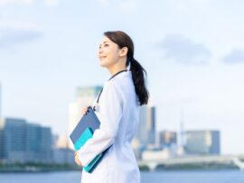 子どもが「医学部」を目指しています。医者は年収が高いと聞きますが、学費も高いですよね…？