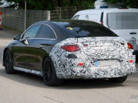 V8サウンドを再現...メルセデス「ベイビーAMG」EVが来た！3基のハイテクモーターで500馬力超え