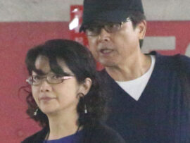 山口百恵さん カンヌ参加の夫・友和と南フランス夫婦旅行を満喫！それでも映画祭会場に「行かなかった理由」