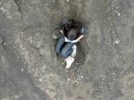 インドネシア・リンジャニ火山 滑落ブラジル人インフルエンサー救助難航続く 家族は当局批判