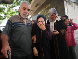 ガザで新たな犠牲、イスラエル軍攻撃で数十人死亡 - 停戦報道の陰で