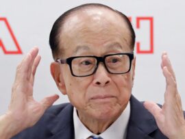 李嘉誠氏の長江グループ、香港・中国本土の住宅400戸を「投げ売り」価格で売却：その背景と憶測