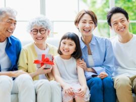 シニア世代の投資：いつまで続けるべきか？「生涯投資」の必要性と賢い資産活用術