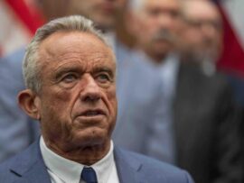 CDCの危機：RFK Jr.体制下の解任と削減が世界の公衆衛生を揺るがす