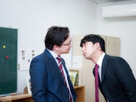 【朗報】文科省「お願い！学校の先生になって！！残業代３倍にするから！！」
