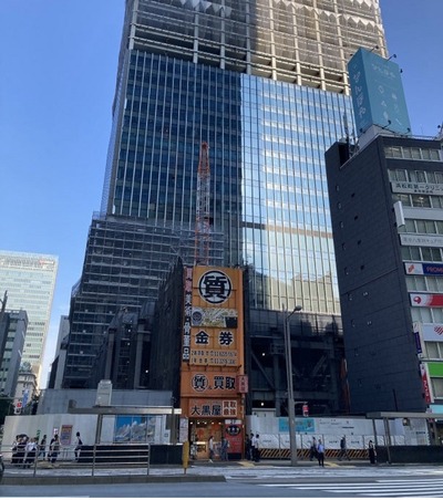 【画像】東京駅前の雑居ビル、地上げ屋に完全勝利ｗｗｗｗｗｗｗｗｗ