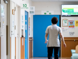 【悲報】マイナ保険証必要だった　生活保護受給者、同じ診療科を月15回以上受診した受給者は1万人、向精神薬の重複処方は3500人