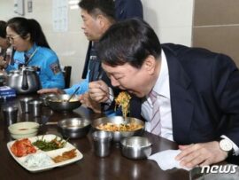 【画像】尹大統領が食べることになる拘置所メニューが「贅沢すぎ」ともうネットでオモチャにｗｗｗｗ
