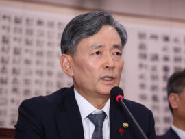 【速報】韓国警察、警察庁長とソウル警察庁長を内乱容疑で緊急逮捕　特別捜査団が韓国を牛耳るｗｗｗｗ