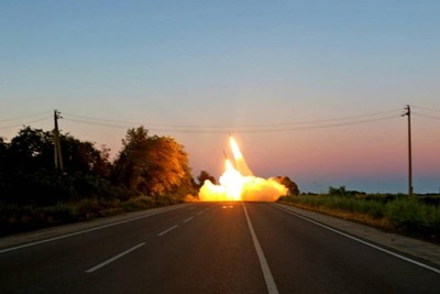 ■速報■　ウクライナ軍、米国製ロケット砲「HIMARS」で初となるロシア領土へ攻撃開始！！！！