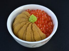 【悲報】ニセコエリア、日本人など眼中なしで地元住民が嘆く「緑茶おかわり500円、生うに丼2万円」セコすぎる
