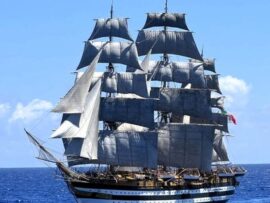 【横須賀】イタリア空母「来たよ」フランス海軍「来たよ」ドイツ海軍「来たよ」帆船「来たよ」一体何が始まるのか