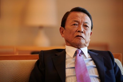 【速報】麻生太郎元首相が総号令を「高市早苗に入れろ」　進次郎の菅義偉vs高市の麻生太郎のステージに突入